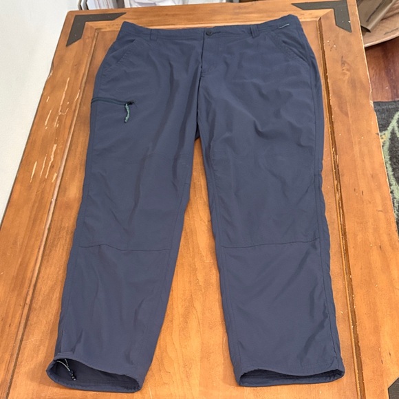 REI Pants - REI Nylon Cargo Pants Size 16